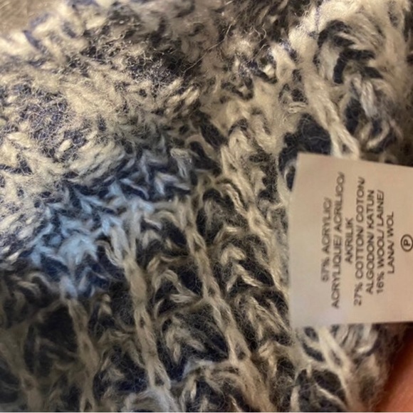Lucky Brand Women’s Sweater XS - Picture 6 of 7